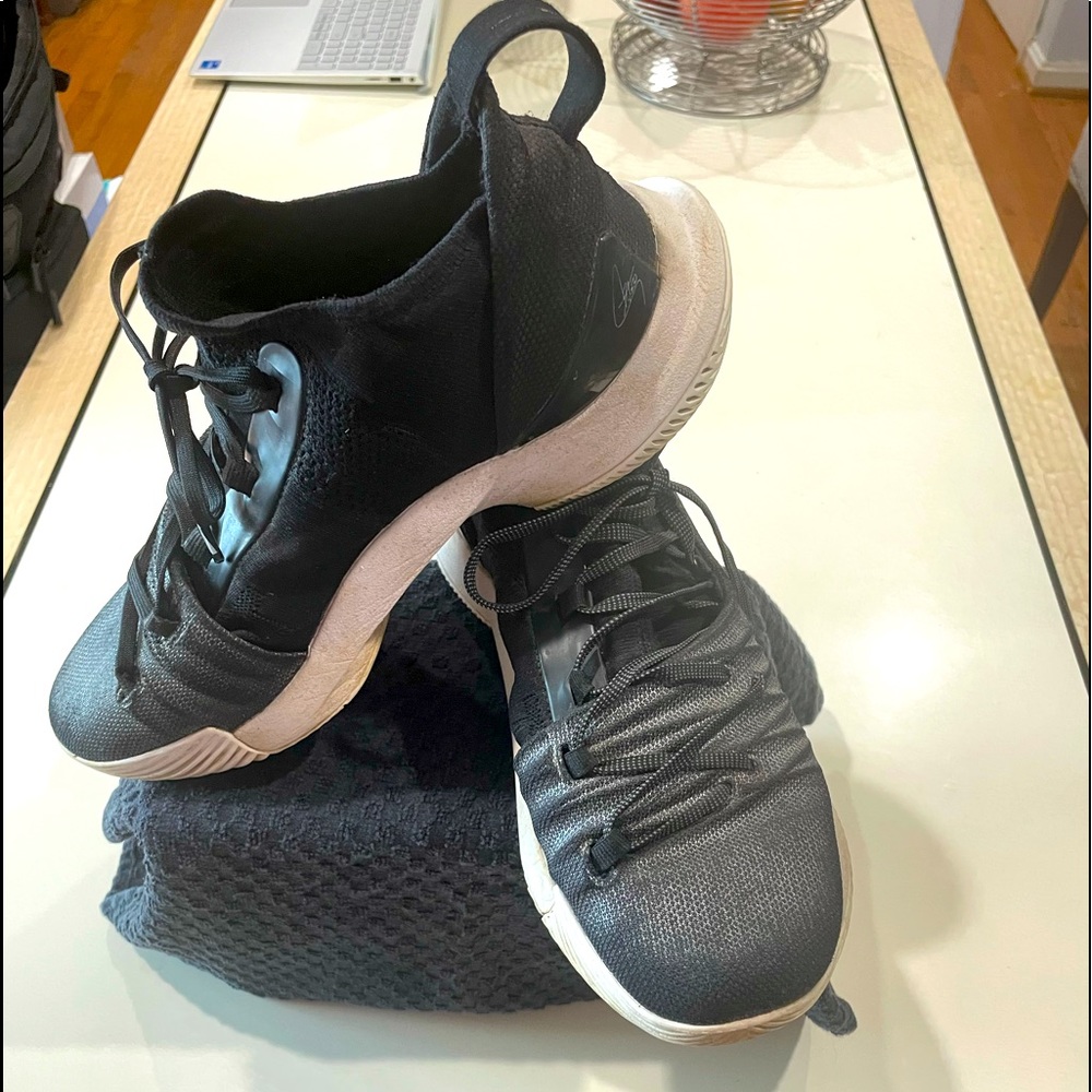 Steph Curry 5s Basketball Shoes Sz. 9 Gently Worn